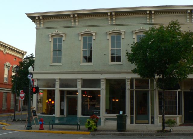 Sixth and Main Coffeeshop in 2006